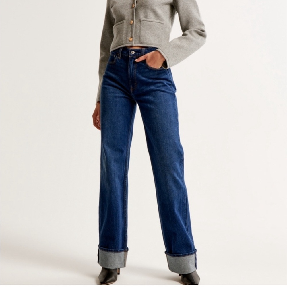 Abercrombie & Fitch High Rise 90s Relaxed Jeans